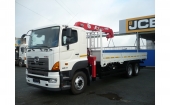 HINO 700